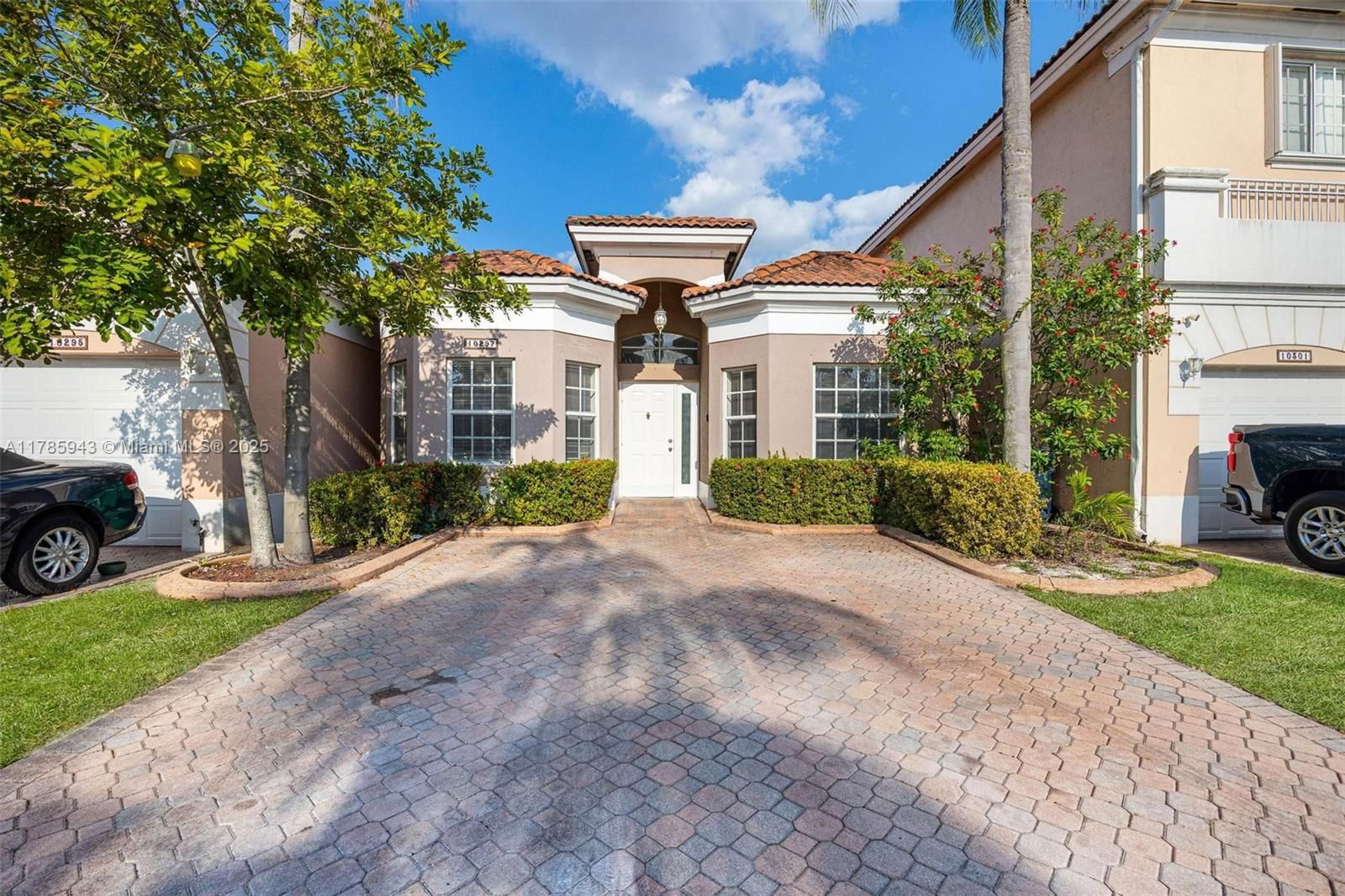 Real estate property located at 10297 162nd Ct, Miami-dade, Forest Lakes Country Gard, Miami, FL