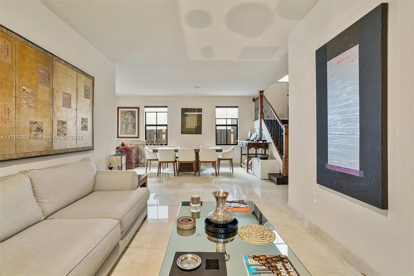 Real estate property located at 10075 86th Ter, Miami-dade, Isles At Grand Bay, Doral, FL