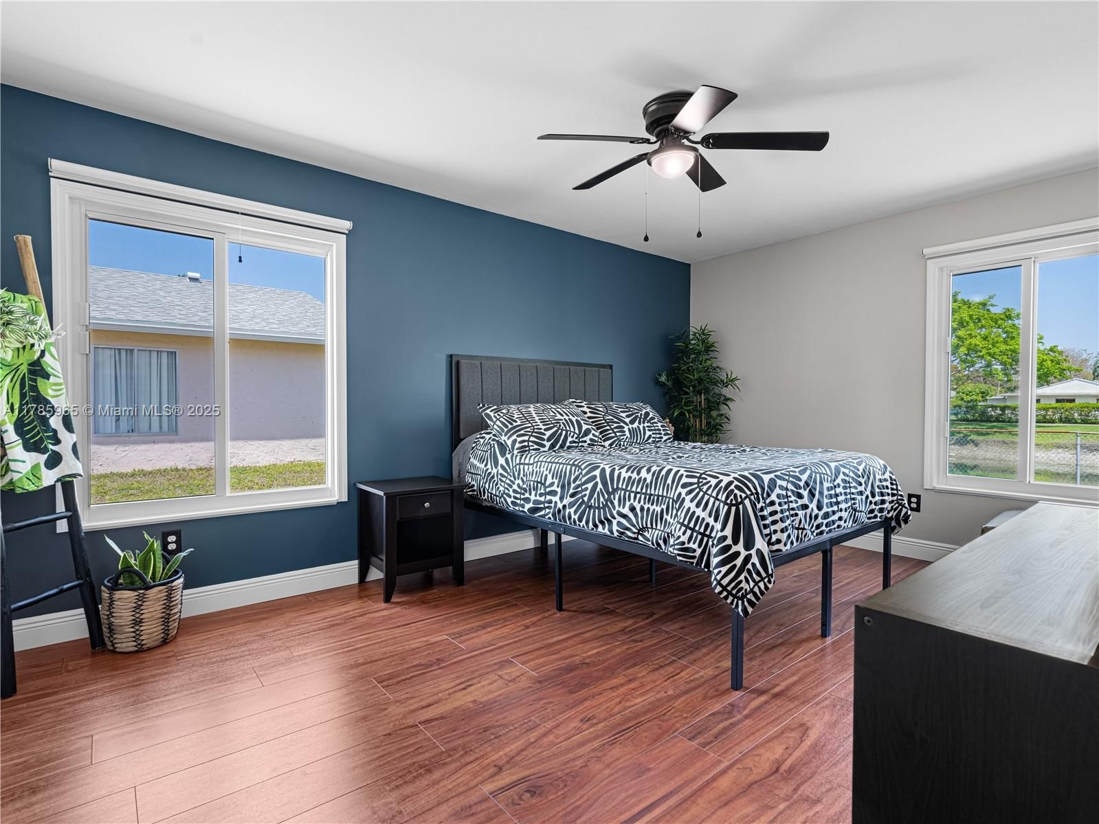 Real estate property located at 8377 Summer Field Pl, Palm Beach, Country Park At Boca Rato, Boca Raton, FL