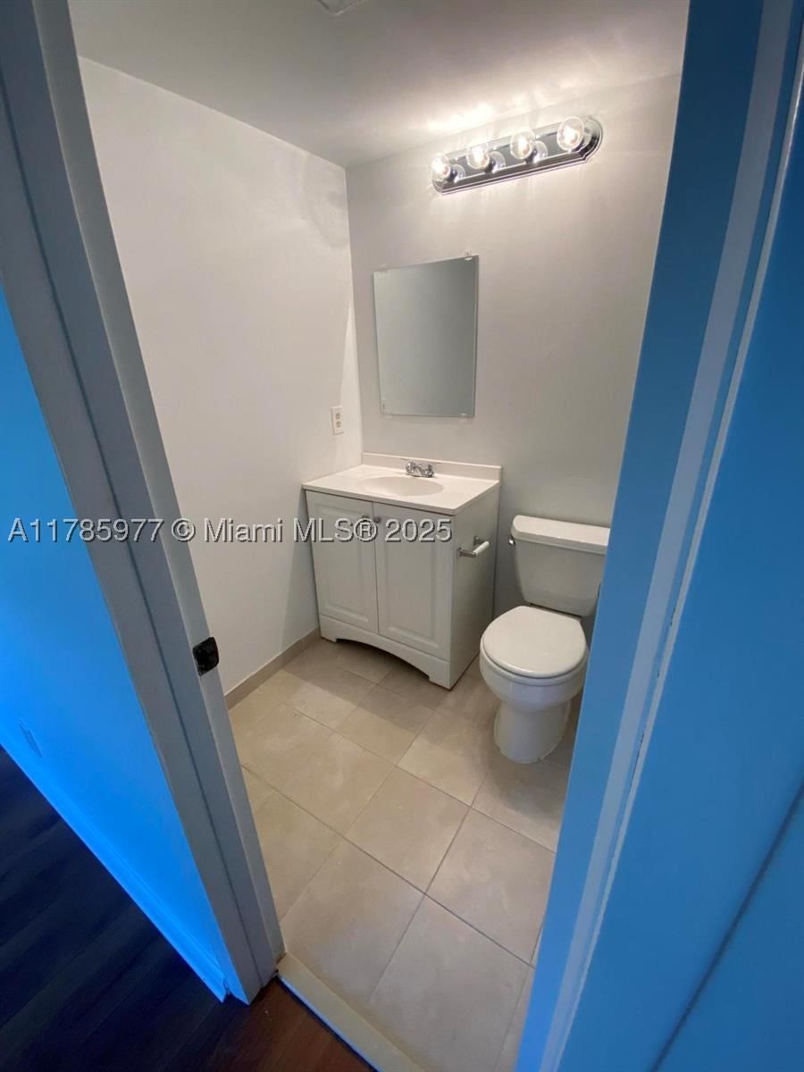 Real estate property located at 381 Fanshaw J #381, Palm Beach, Fanshaw At Century Villag, Boca Raton, FL