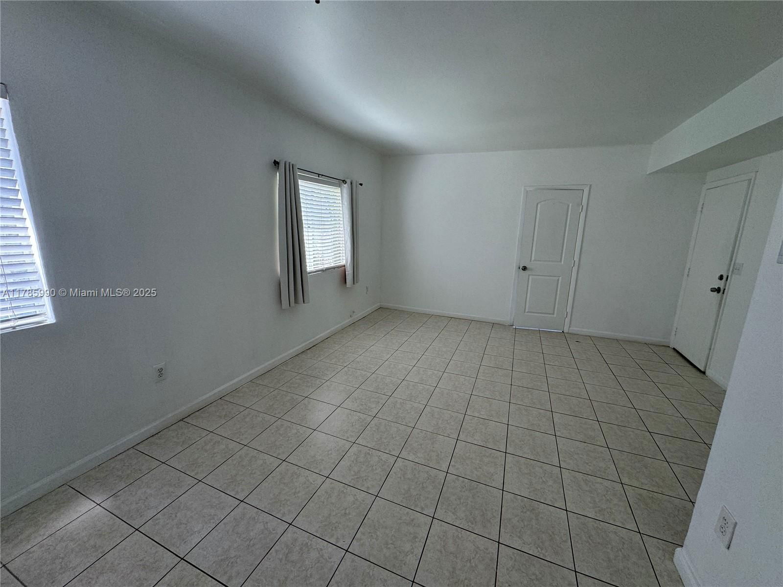 Real estate property located at 109 6th Ave #5, Miami-dade, River Point Condo, Miami, FL