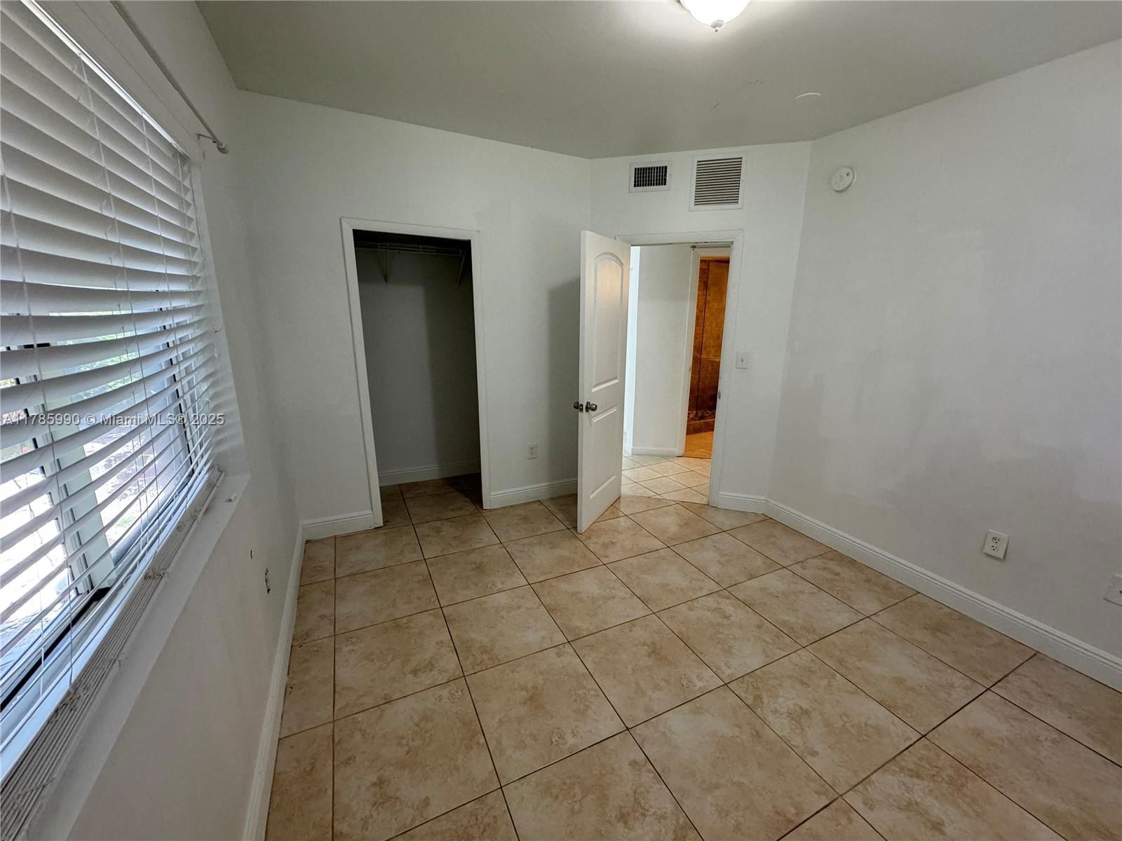 Real estate property located at 109 6th Ave #5, Miami-dade, River Point Condo, Miami, FL