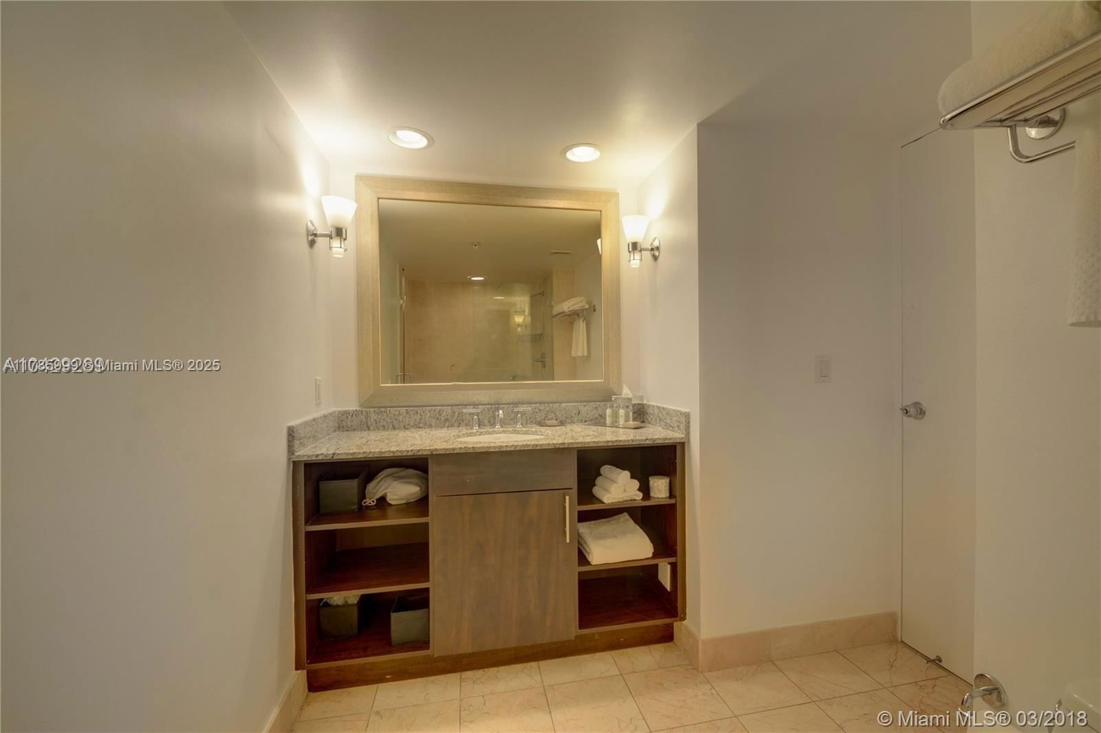 Real estate property located at 2670 Sunrise Blvd #623, Broward, Gallery One Condo, Fort Lauderdale, FL