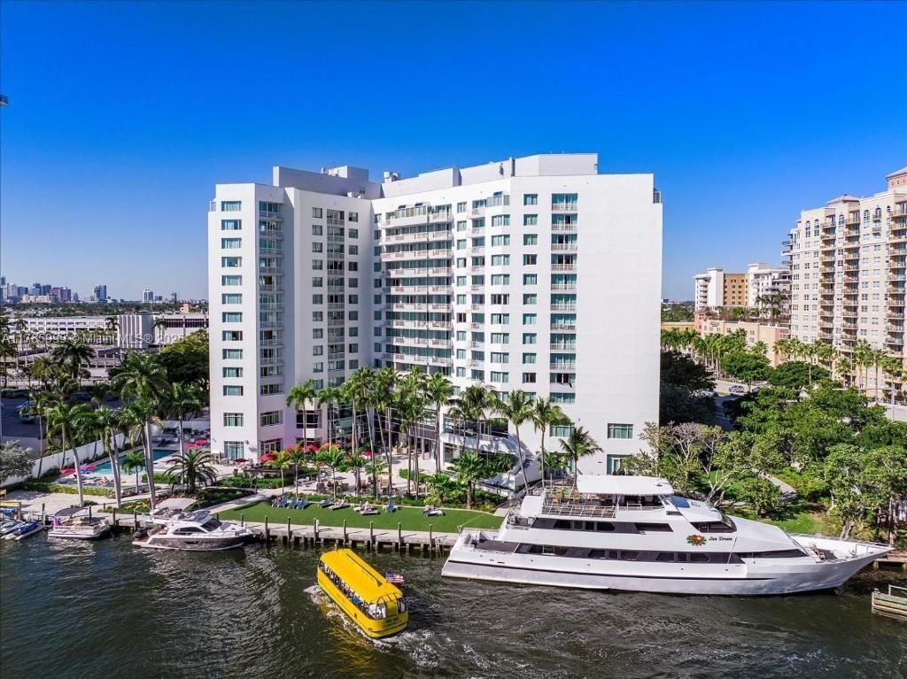 Real estate property located at 2670 Sunrise Blvd #623, Broward, Gallery One Condo, Fort Lauderdale, FL