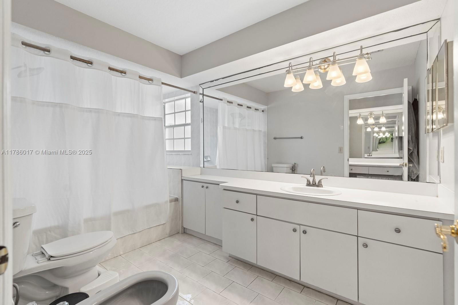 Real estate property located at 16800 143rd Ct, Miami-dade, Richmond Homes 1st Addn, Miami, FL