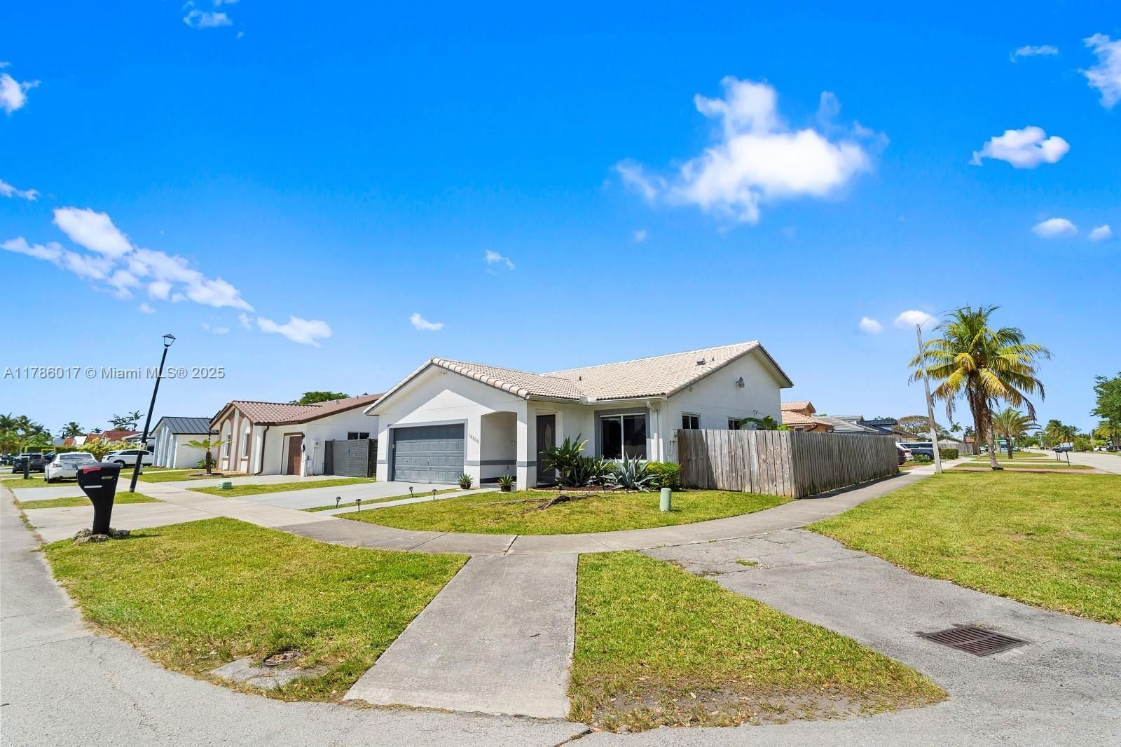 Real estate property located at 16800 143rd Ct, Miami-dade, Richmond Homes 1st Addn, Miami, FL