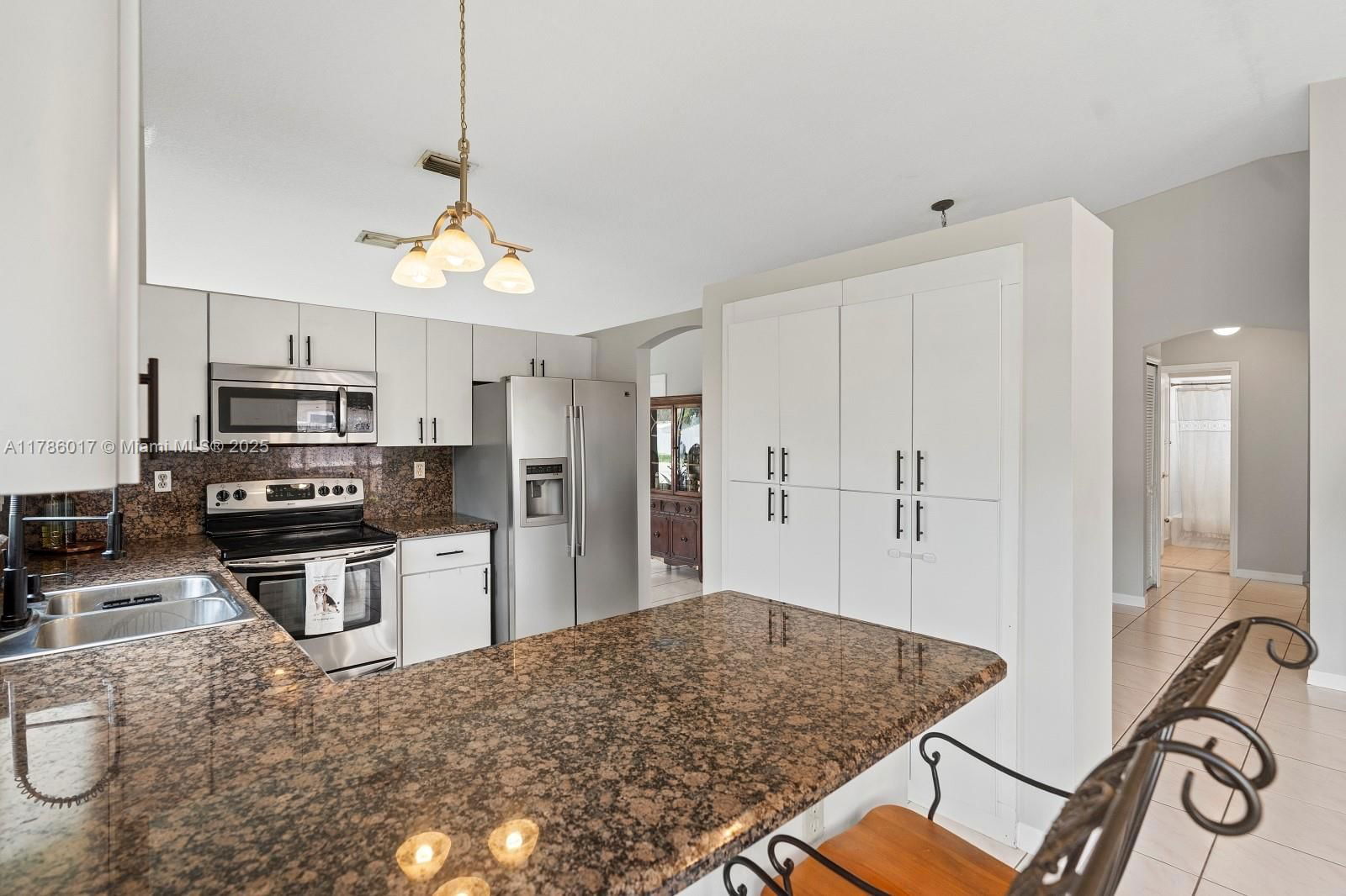 Real estate property located at 16800 143rd Ct, Miami-dade, Richmond Homes 1st Addn, Miami, FL