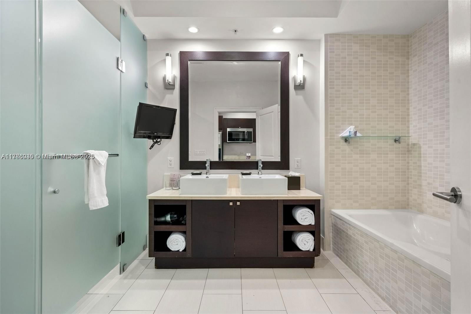 Real estate property located at 5300 87th Ave #115, Miami-dade, The Blue A Resort Hotel C, Doral, FL