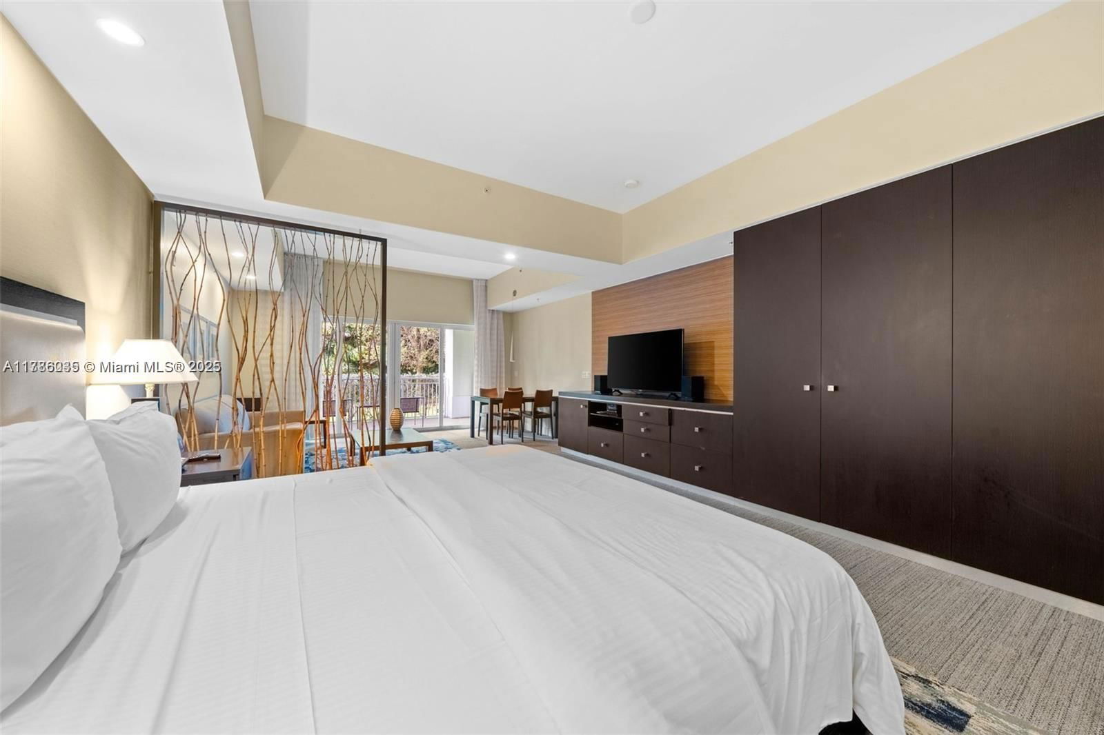 Real estate property located at 5300 87th Ave #115, Miami-dade, The Blue A Resort Hotel C, Doral, FL