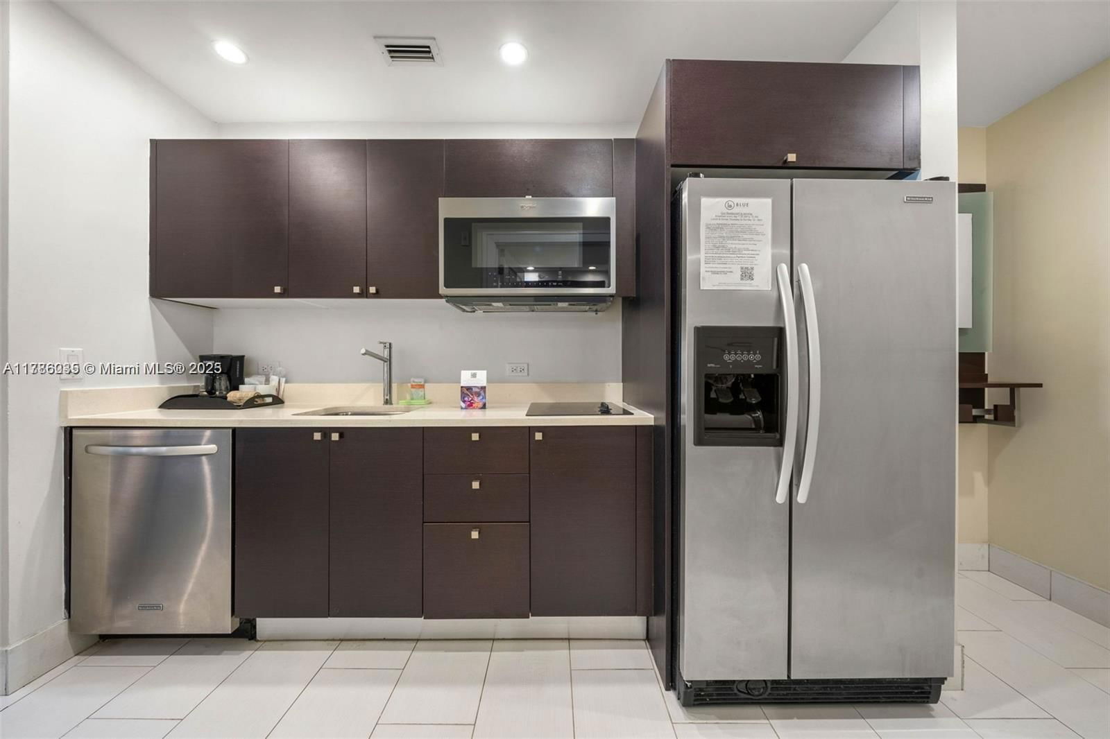 Real estate property located at 5300 87th Ave #115, Miami-dade, The Blue A Resort Hotel C, Doral, FL