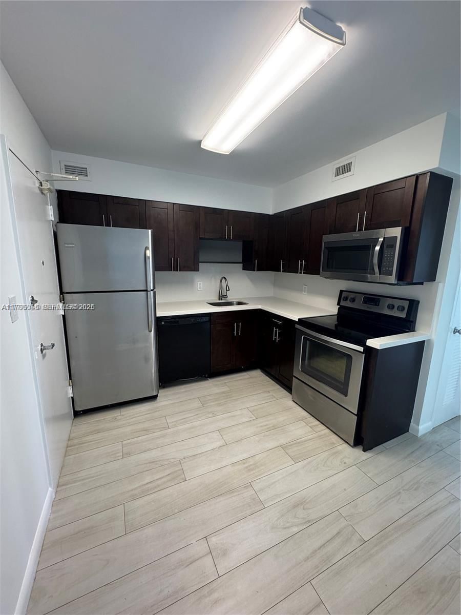 Real estate property located at 5161 Collins Ave #1206, Miami-dade, Seacoast 5151 Condo, Miami Beach, FL