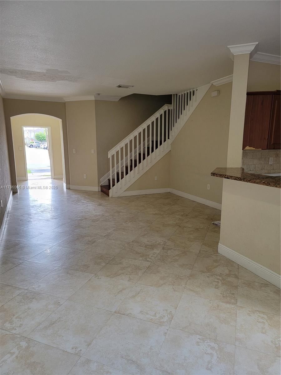 Real estate property located at 8463 107th Path #4-33, Miami-dade, Leeward At Islands At Dor, Doral, FL