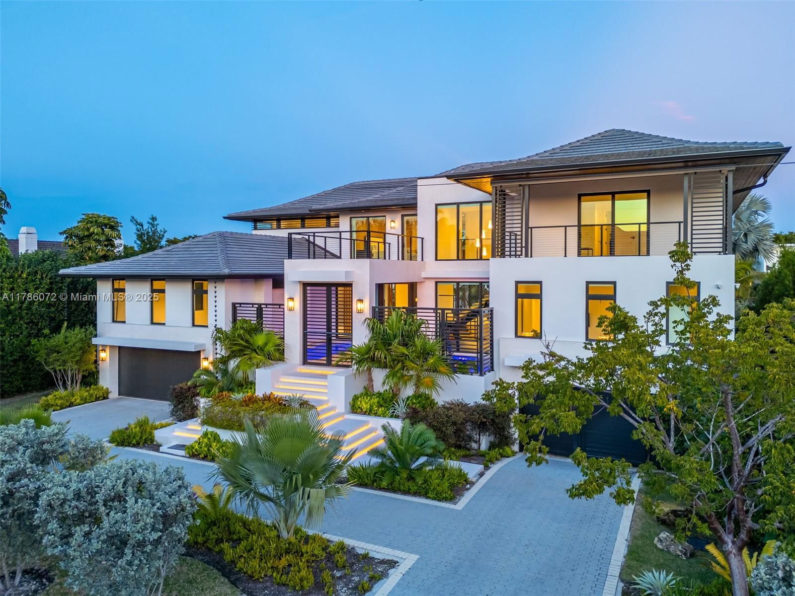 Real estate property located at 6853 Sunrise Ct, Miami-dade, Sunrise Harbour Rev Pl, Coral Gables, FL