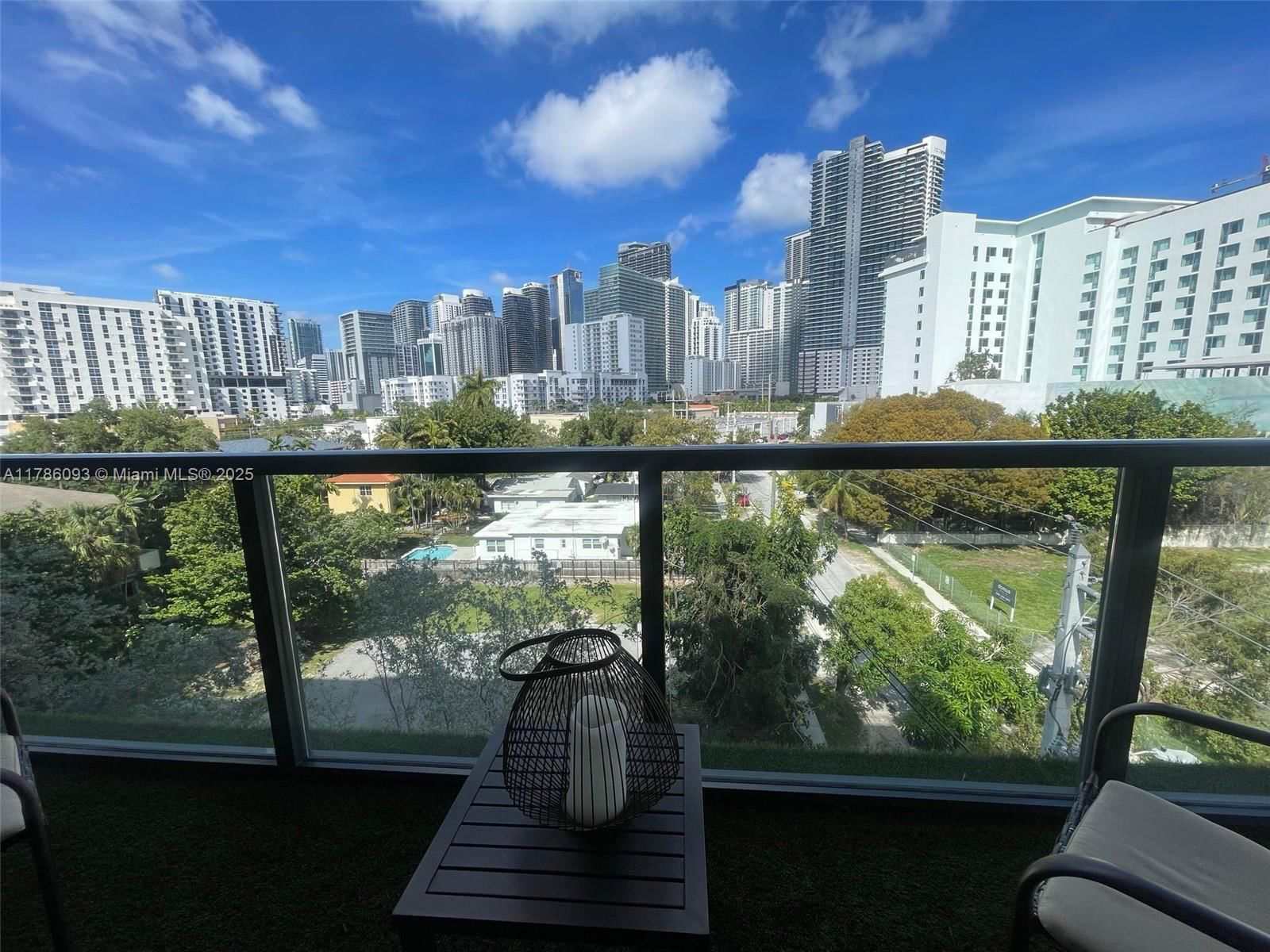Real estate property located at , Miami-dade, Cassa Brickell Condo, Miami, FL