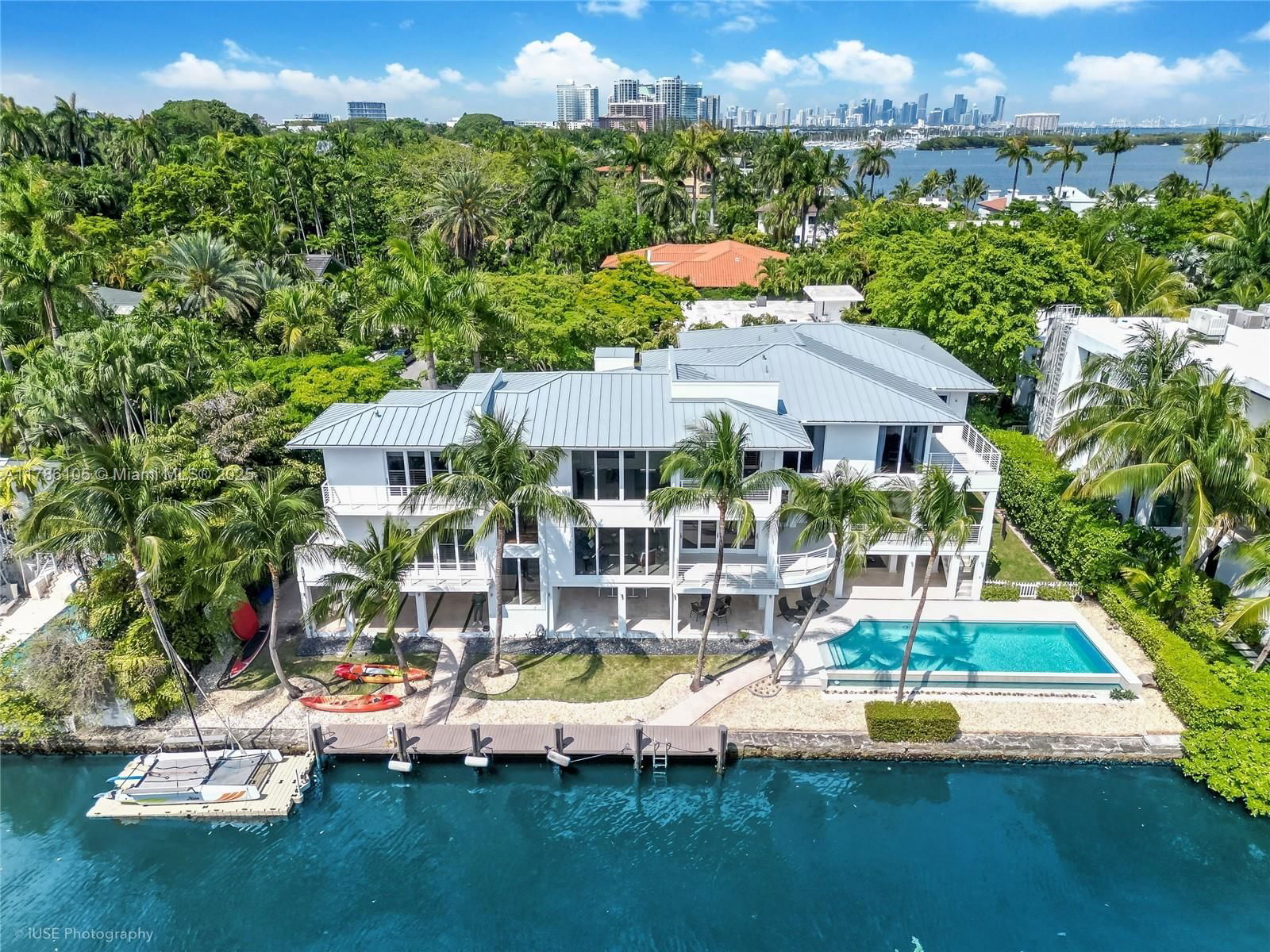 Real estate property located at 3835 Carole Ct, Miami-dade, Canal Estates, Miami, FL