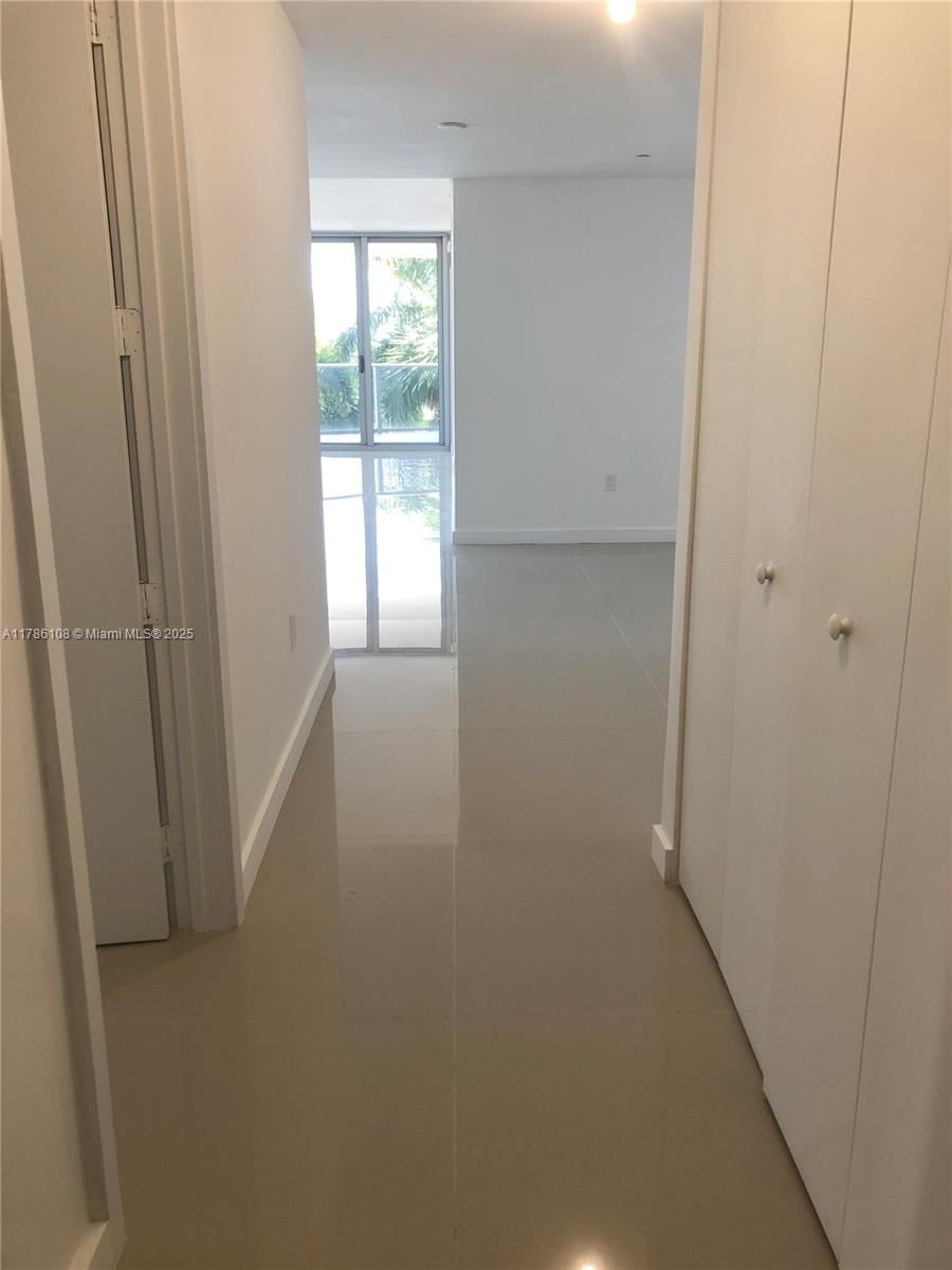 Real estate property located at 488 18th St #215, Miami-dade, Aria On The Bay Condo, Miami, FL