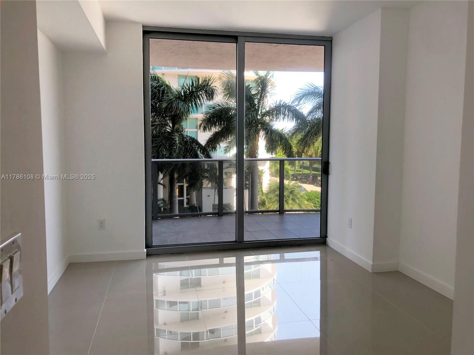 Real estate property located at 488 18th St #215, Miami-dade, Aria On The Bay Condo, Miami, FL