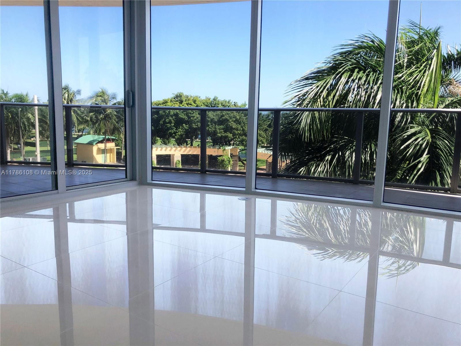 Real estate property located at 488 18th St #215, Miami-dade, Aria On The Bay Condo, Miami, FL
