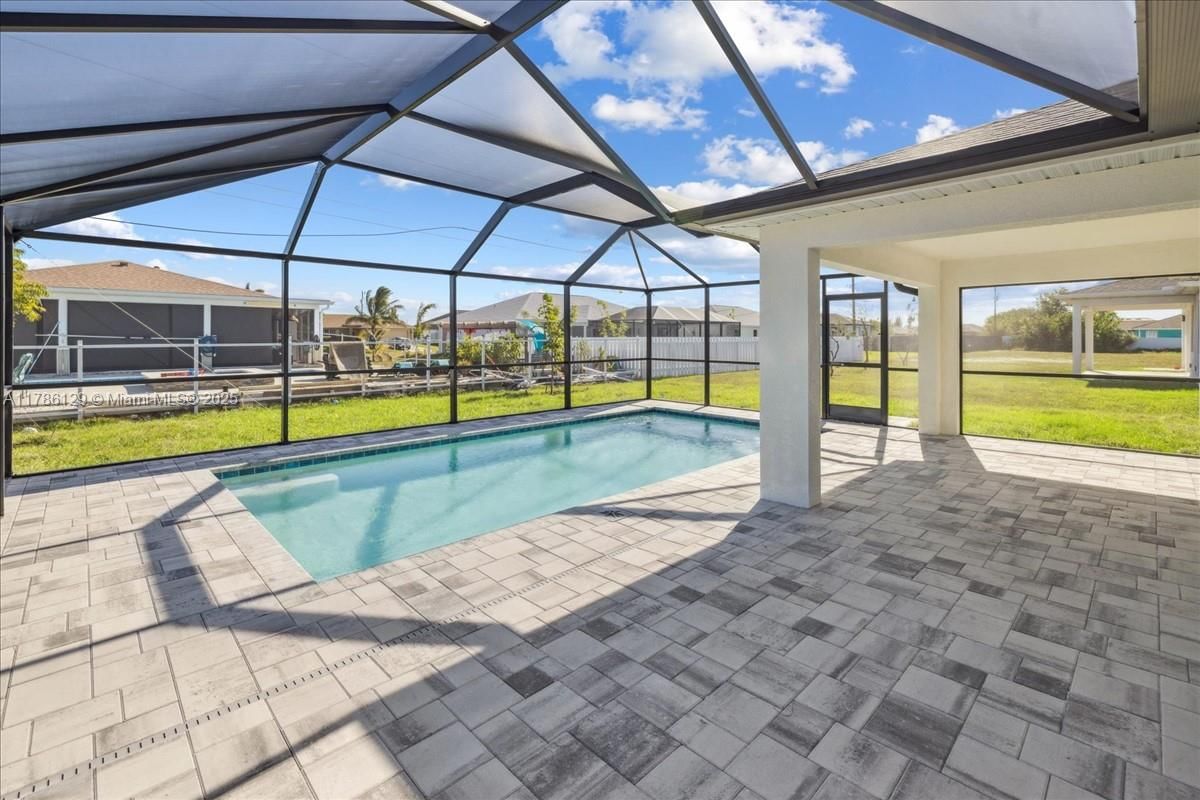 Real estate property located at 1909 NE 2nd AVE, Lee, Cape Coral, Cape Coral, FL