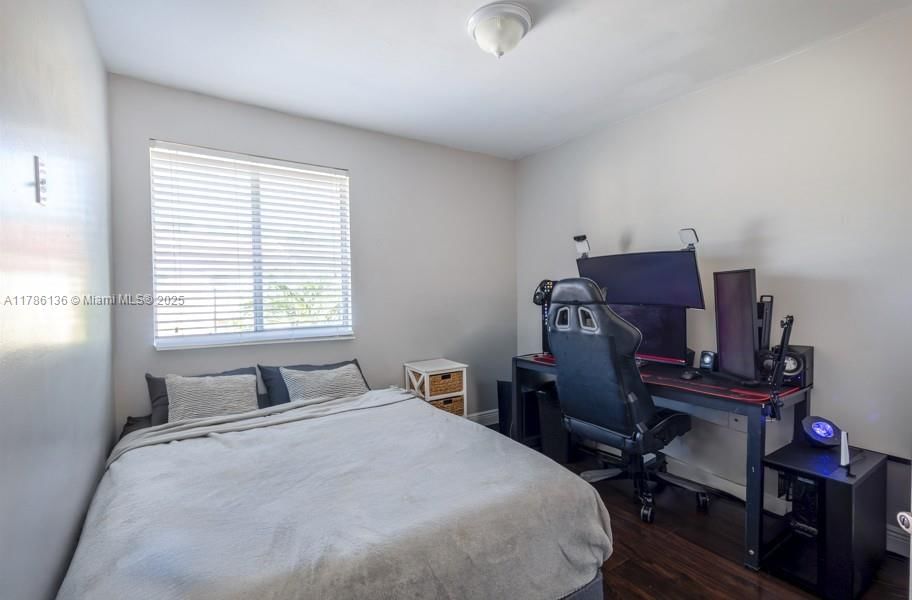 Real estate property located at 17718 139th Ct, Miami-dade, Weitzer Serena Lakes Town, Miami, FL