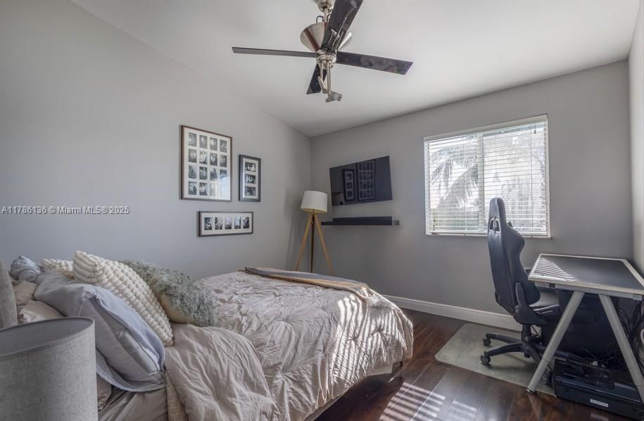 Real estate property located at 17718 139th Ct, Miami-dade, Weitzer Serena Lakes Town, Miami, FL
