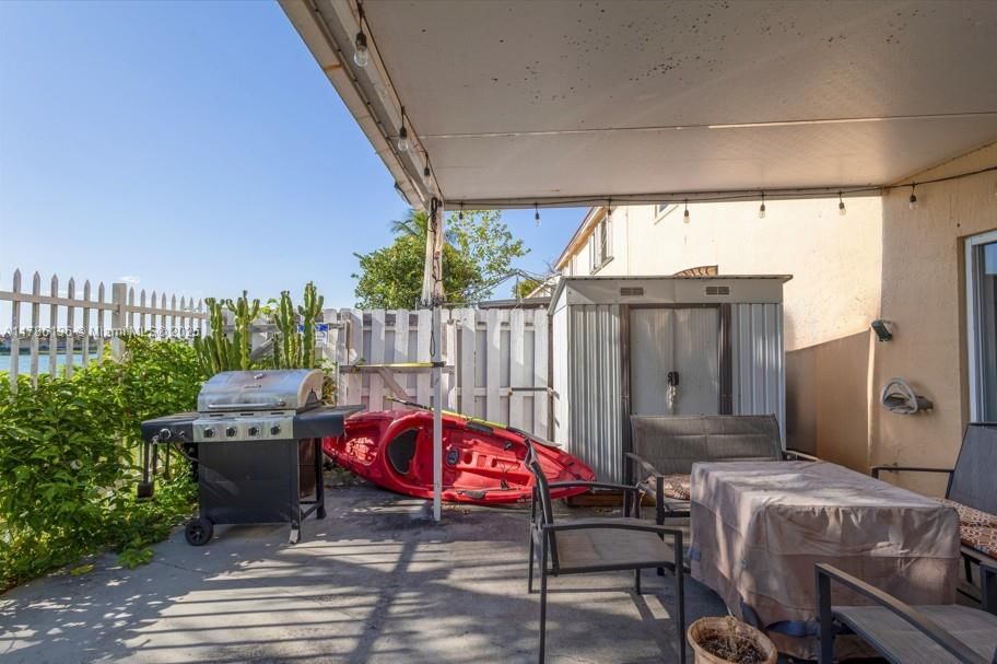 Real estate property located at 17718 139th Ct, Miami-dade, Weitzer Serena Lakes Town, Miami, FL