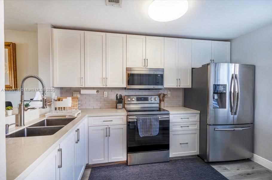 Real estate property located at 17718 139th Ct, Miami-dade, Weitzer Serena Lakes Town, Miami, FL