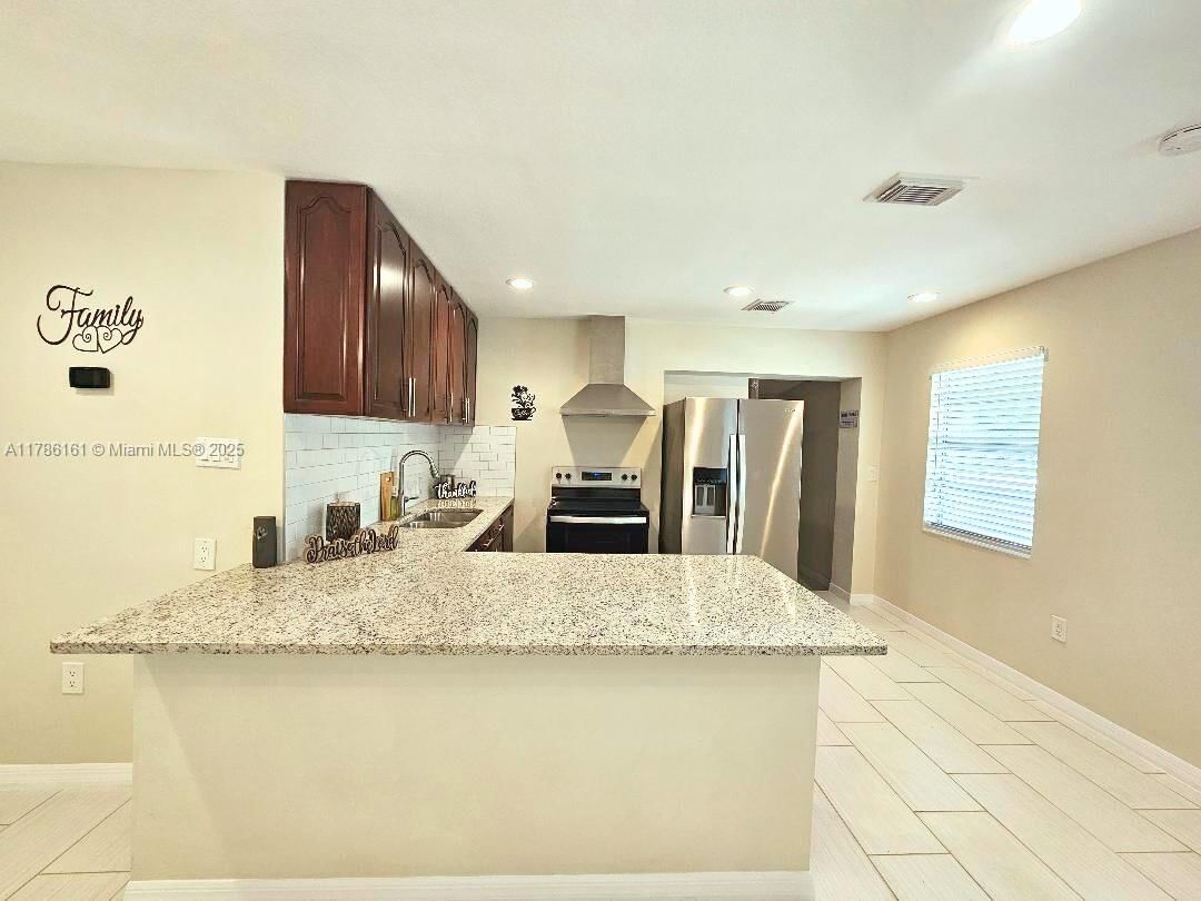 Real estate property located at 3204 PALMETTO RD, Hillsborough, Zzz Unplatted, Other City - In The State Of Florida, FL