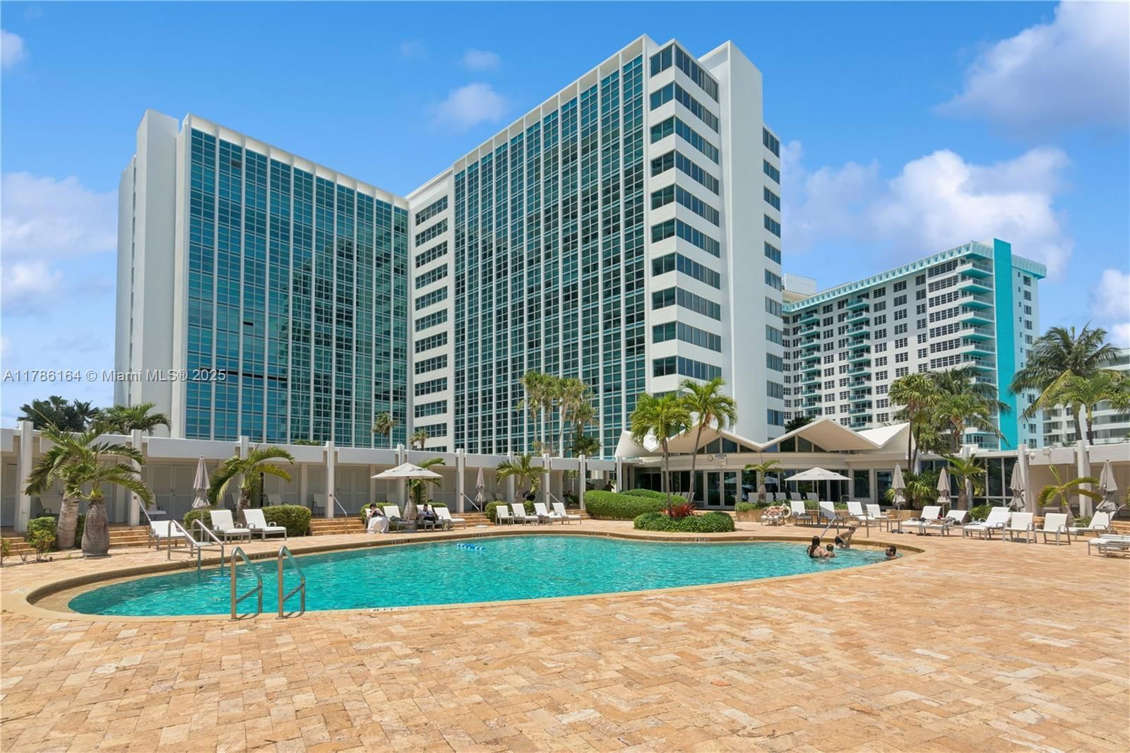 Real estate property located at 5055 Collins Ave #10J, Miami-dade, Crystal House Condo, Miami Beach, FL