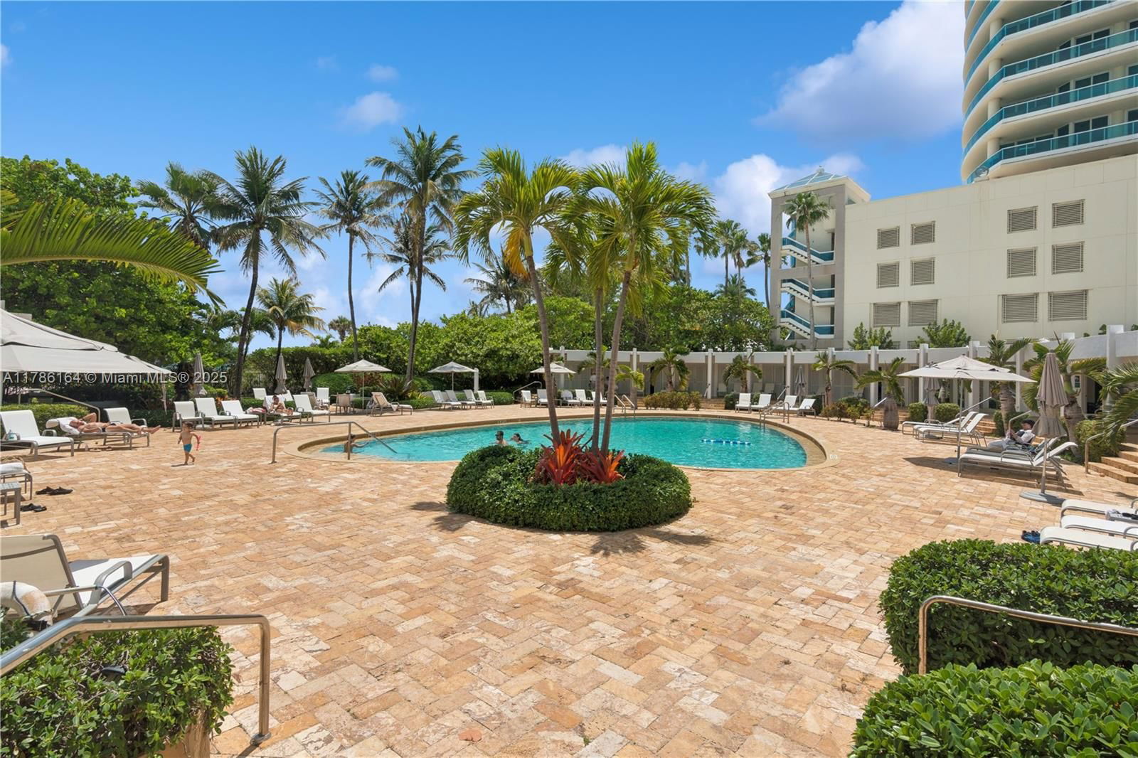 Real estate property located at 5055 Collins Ave #10J, Miami-dade, Crystal House Condo, Miami Beach, FL
