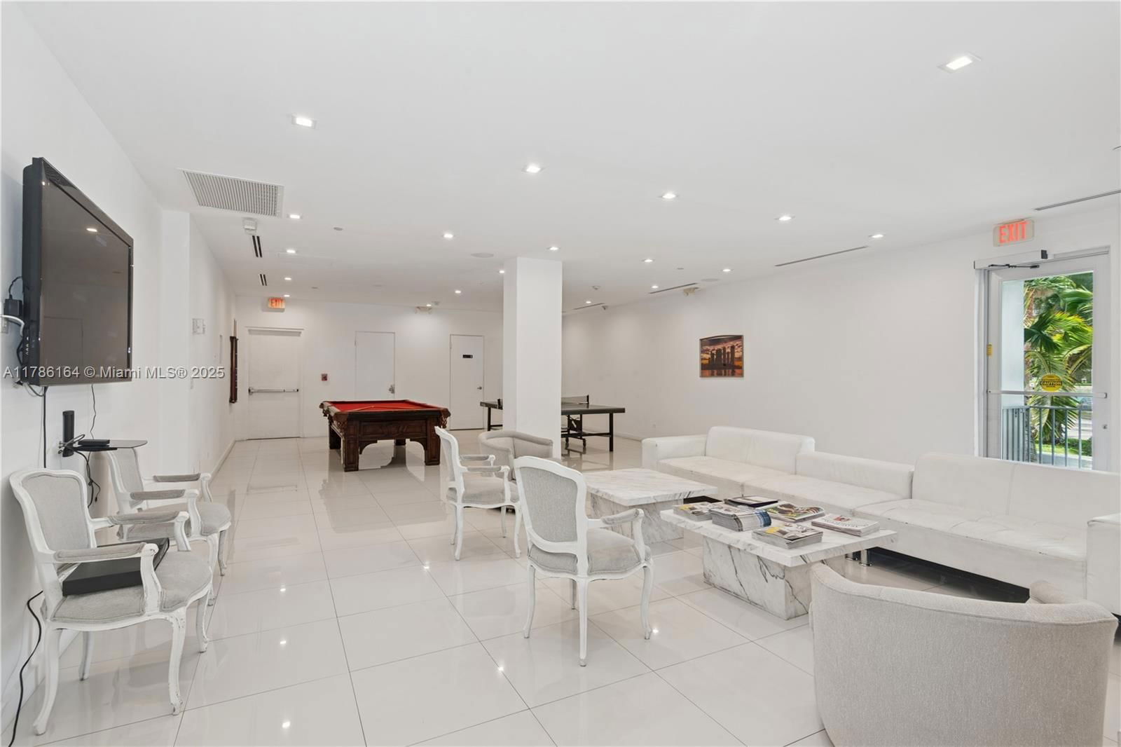 Real estate property located at 5055 Collins Ave #10J, Miami-dade, Crystal House Condo, Miami Beach, FL