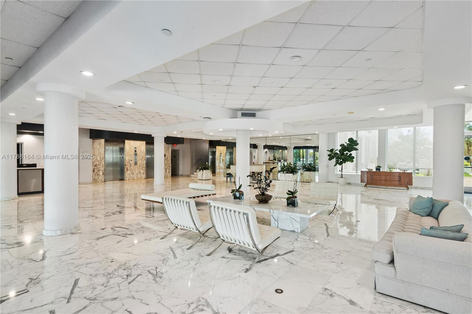 Real estate property located at 5055 Collins Ave #10J, Miami-dade, Crystal House Condo, Miami Beach, FL