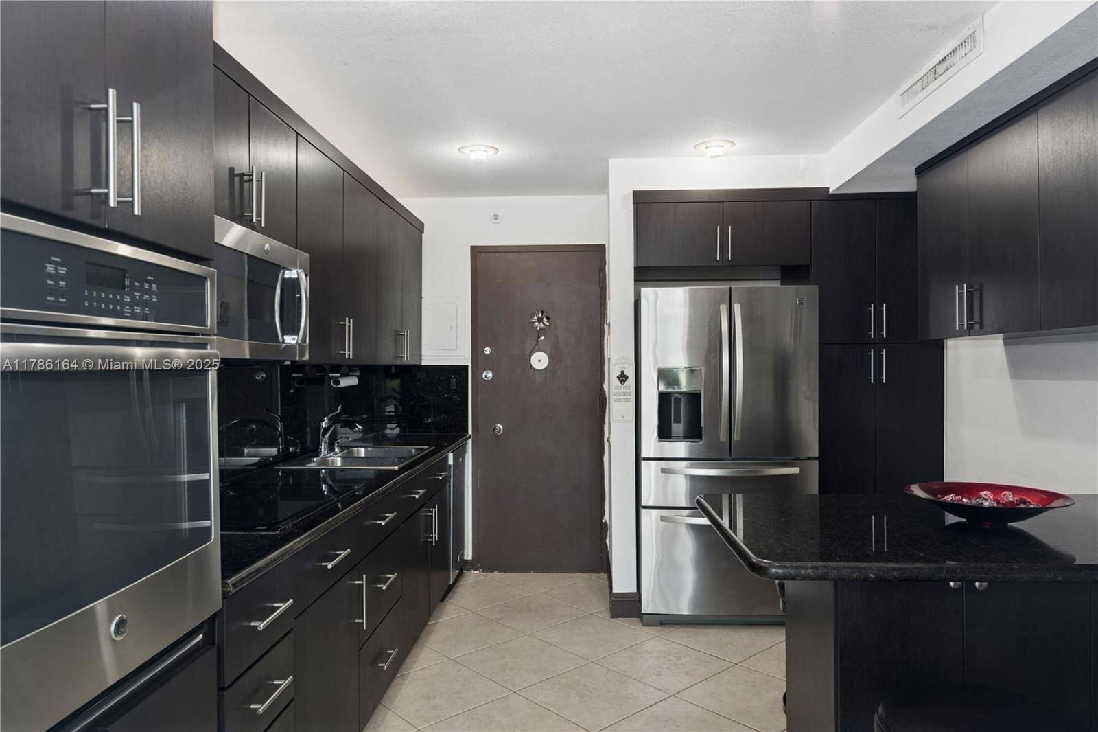 Real estate property located at 5055 Collins Ave #10J, Miami-dade, Crystal House Condo, Miami Beach, FL