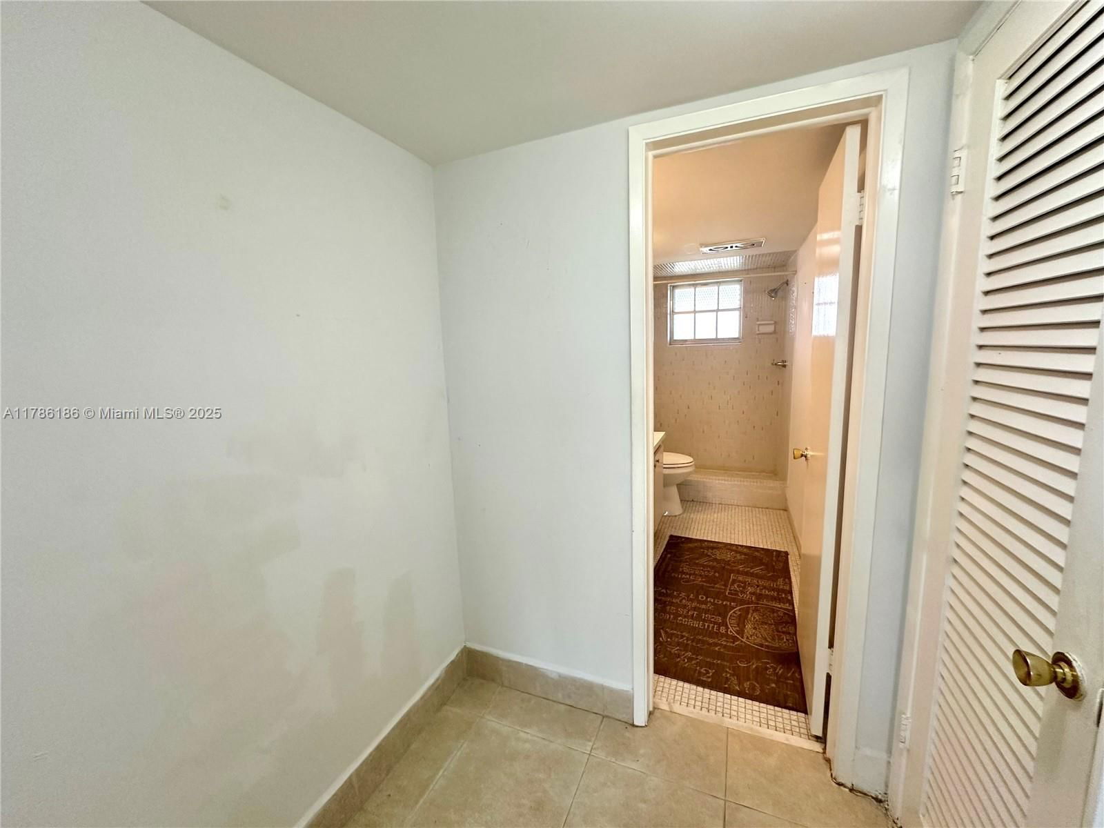 Real estate property located at 1001 Hillcrest Ct #306, Broward, Hillcrest Country Club Apt, Hollywood, FL