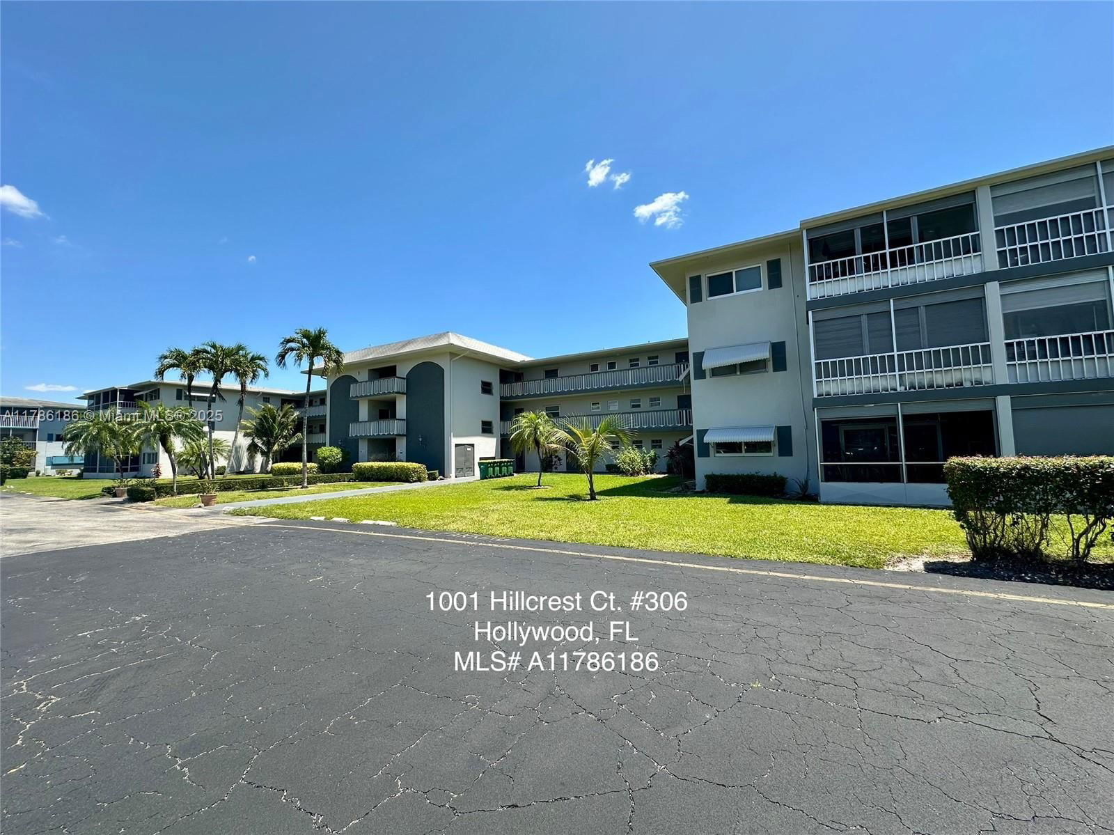 Real estate property located at 1001 Hillcrest Ct #306, Broward, Hillcrest Country Club Apt, Hollywood, FL