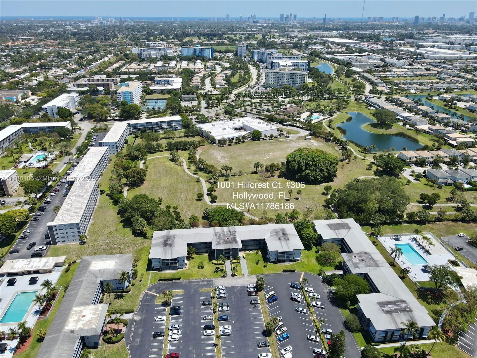 Real estate property located at 1001 Hillcrest Ct #306, Broward, Hillcrest Country Club Apt, Hollywood, FL