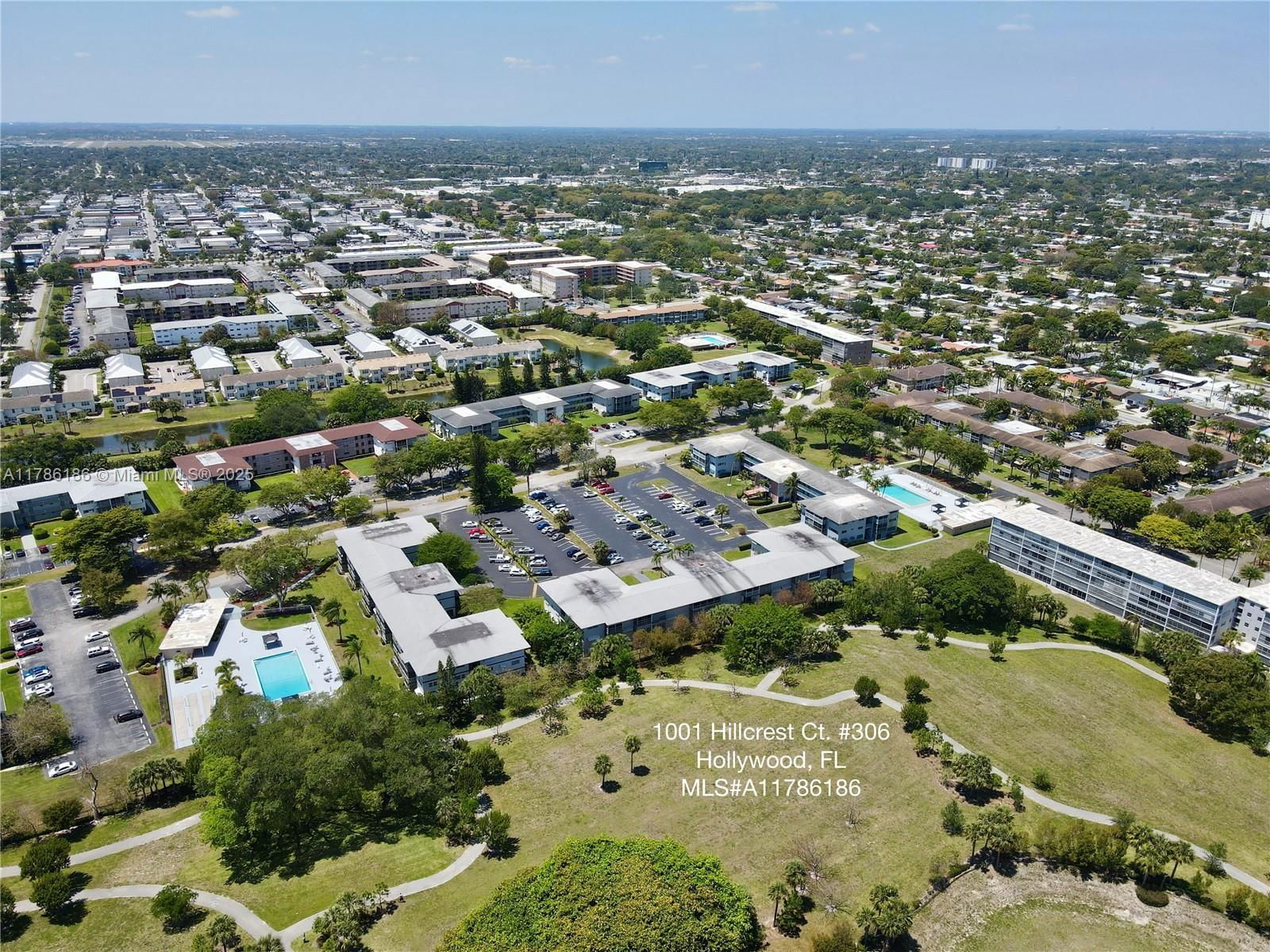 Real estate property located at 1001 Hillcrest Ct #306, Broward, Hillcrest Country Club Apt, Hollywood, FL