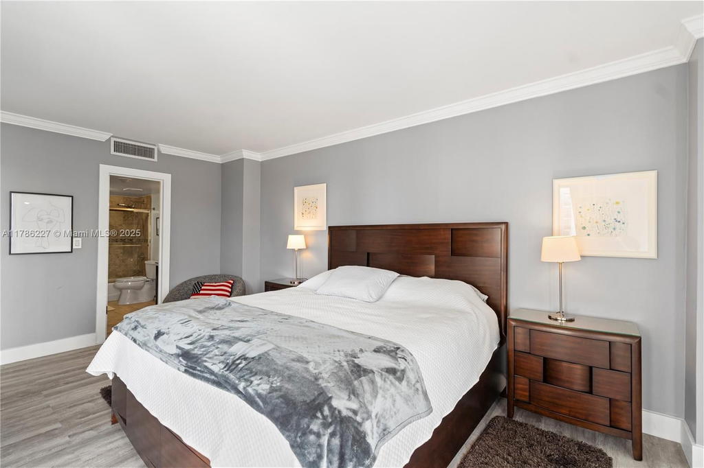 Real estate property located at 3625 Country Club Dr #902, Miami-dade, Aventura Eldorado Condo, Aventura, FL