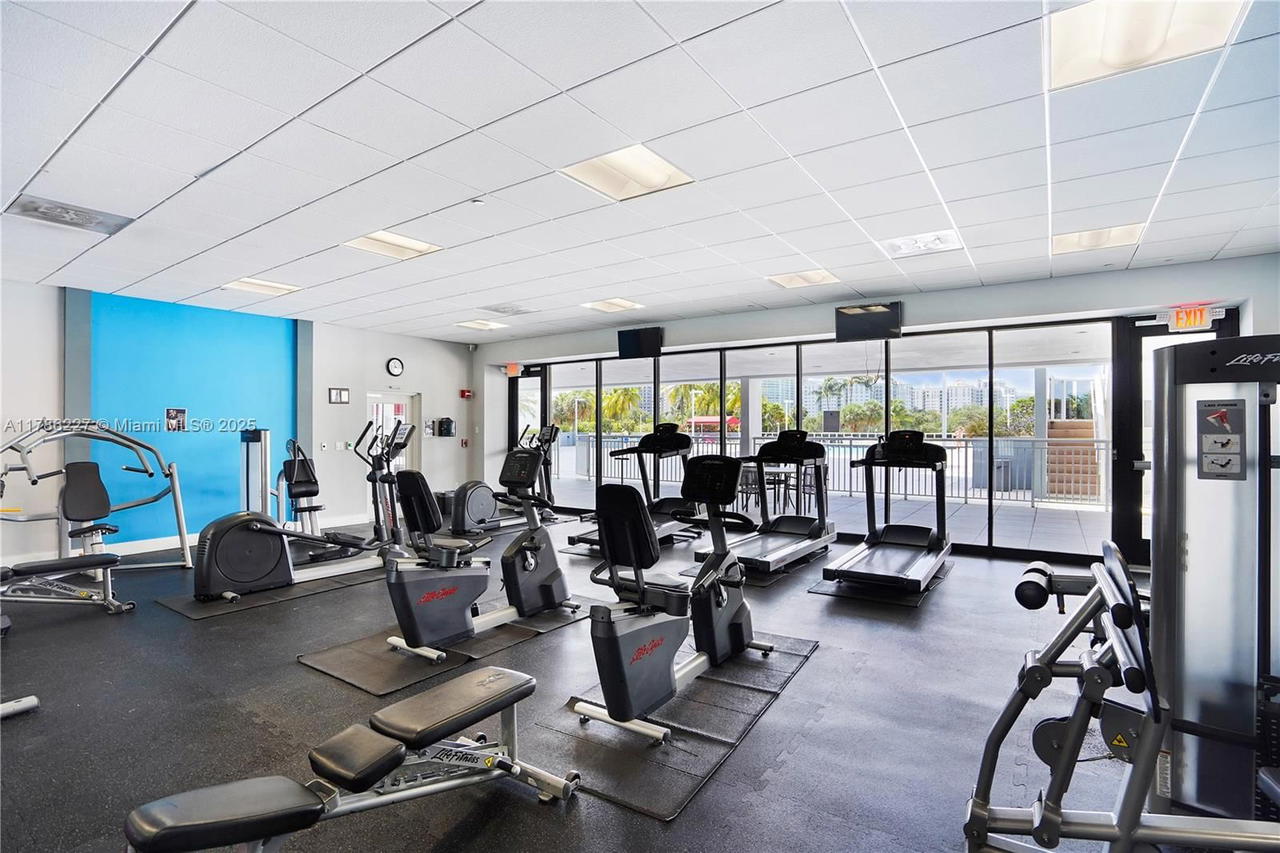 Real estate property located at 3625 Country Club Dr #902, Miami-dade, Aventura Eldorado Condo, Aventura, FL