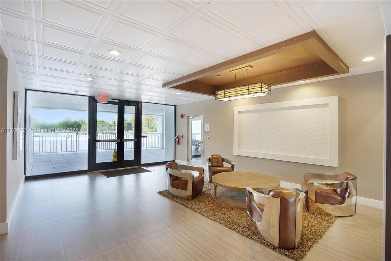 Real estate property located at 3625 Country Club Dr #902, Miami-dade, Aventura Eldorado Condo, Aventura, FL