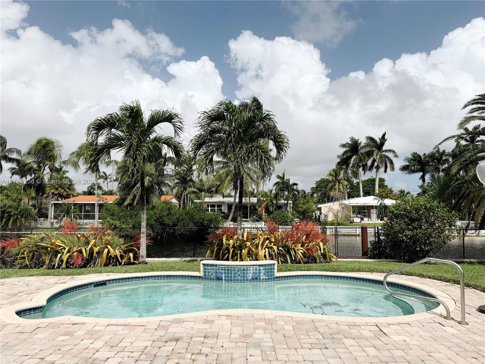 Real estate property located at 1163 Johnson St, Broward, Look Homesites No 4, Hollywood, FL