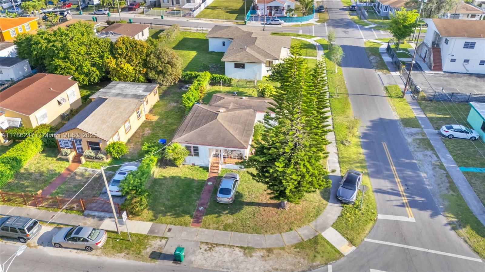 Real estate property located at 1301 68th Ter, Miami-dade, Liberty City Homesites, Miami, FL