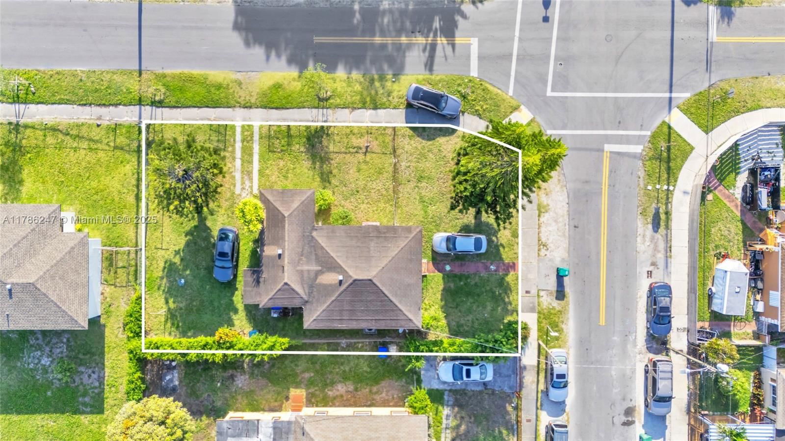 Real estate property located at 1301 68th Ter, Miami-dade, Liberty City Homesites, Miami, FL