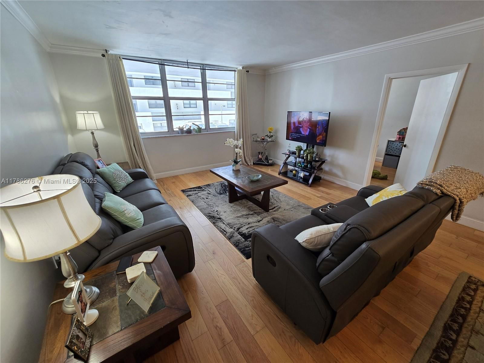 Real estate property located at 5825 Collins Ave #2D, Miami-dade, Corinthian Condo, Miami Beach, FL