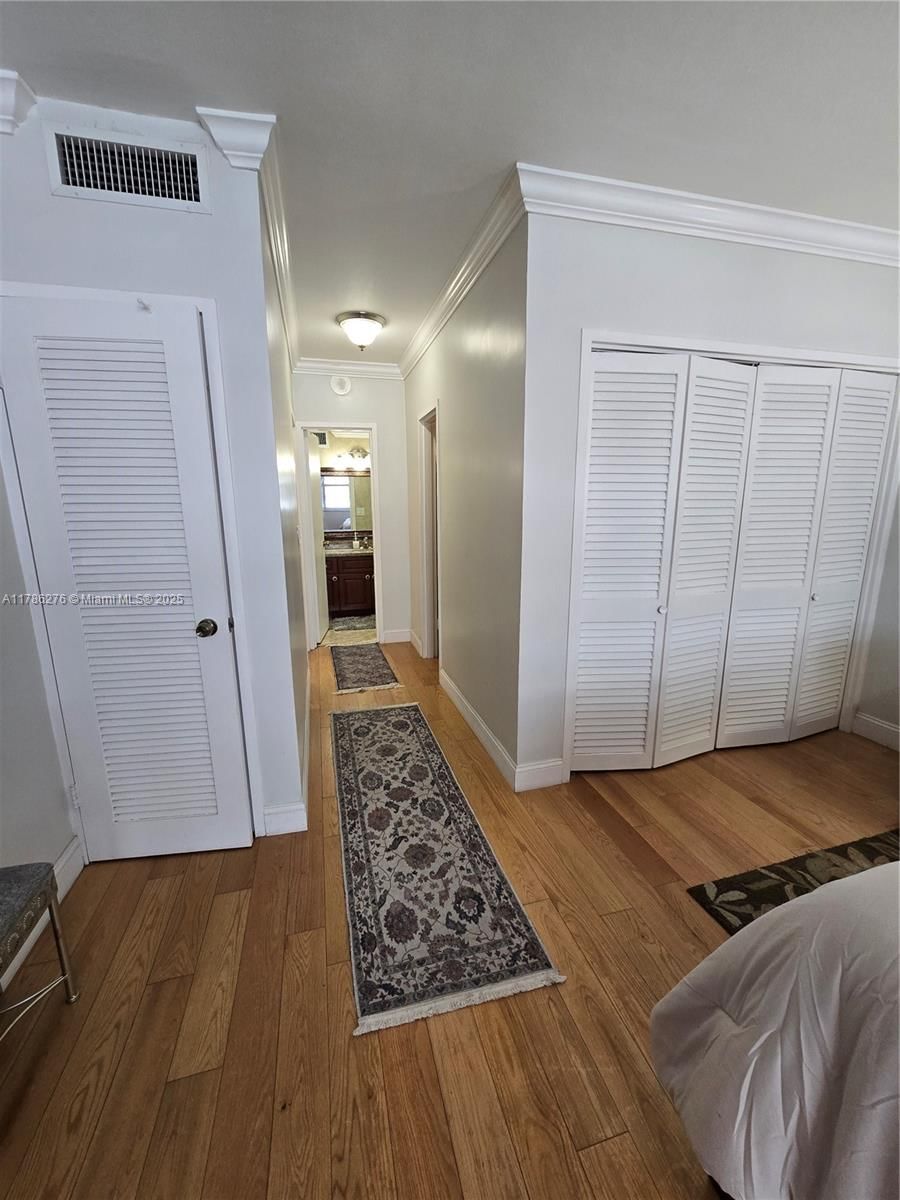 Real estate property located at 5825 Collins Ave #2D, Miami-dade, Corinthian Condo, Miami Beach, FL