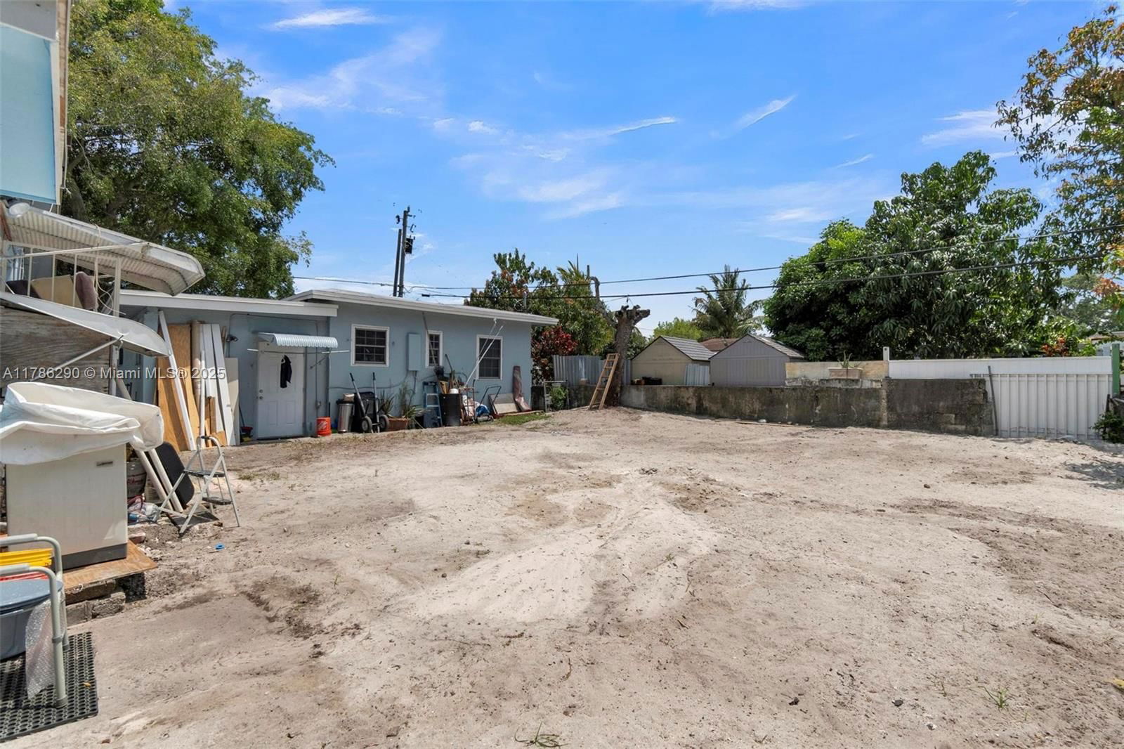Real estate property located at 1006 112th Ter, Miami-dade, Lawndale 3rd Addn, Miami, FL