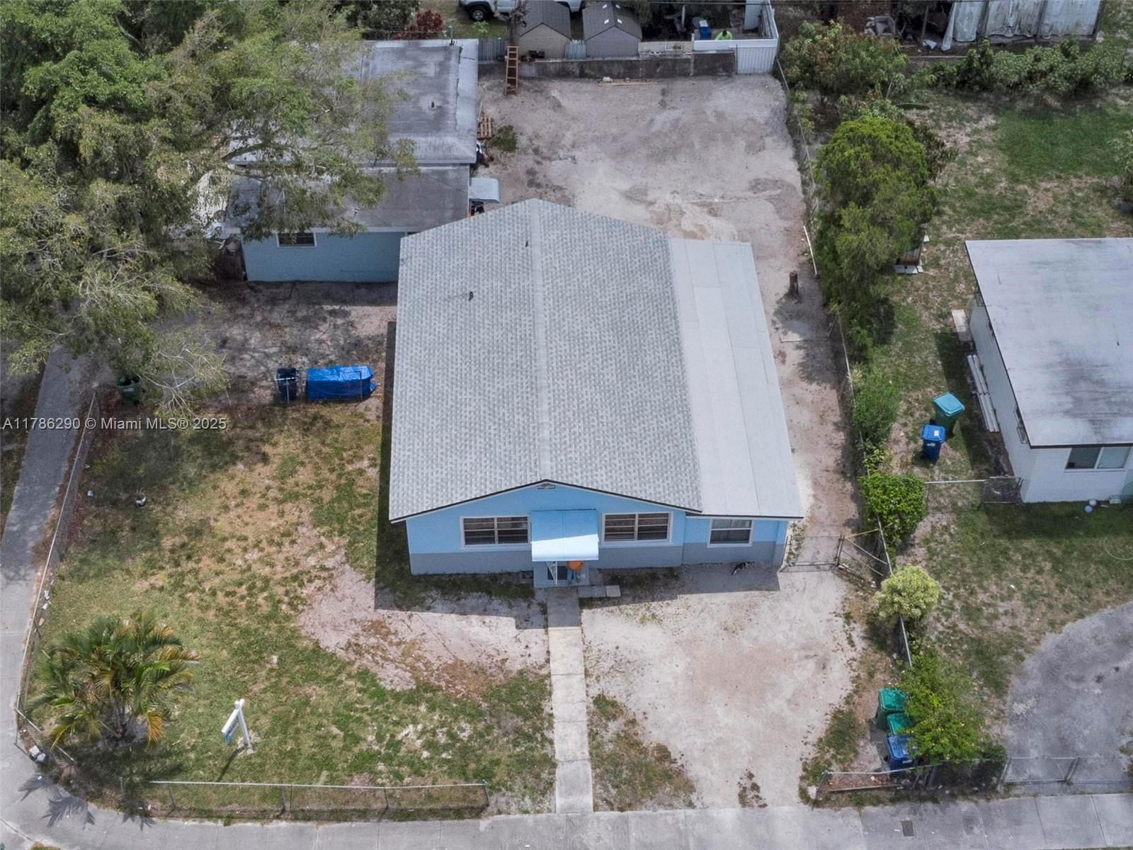 Real estate property located at 1006 112th Ter, Miami-dade, Lawndale 3rd Addn, Miami, FL