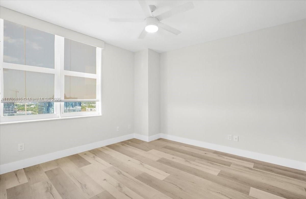 Real estate property located at 511 5th Ave #2109, Broward, Nuriver Landing Condo, Fort Lauderdale, FL