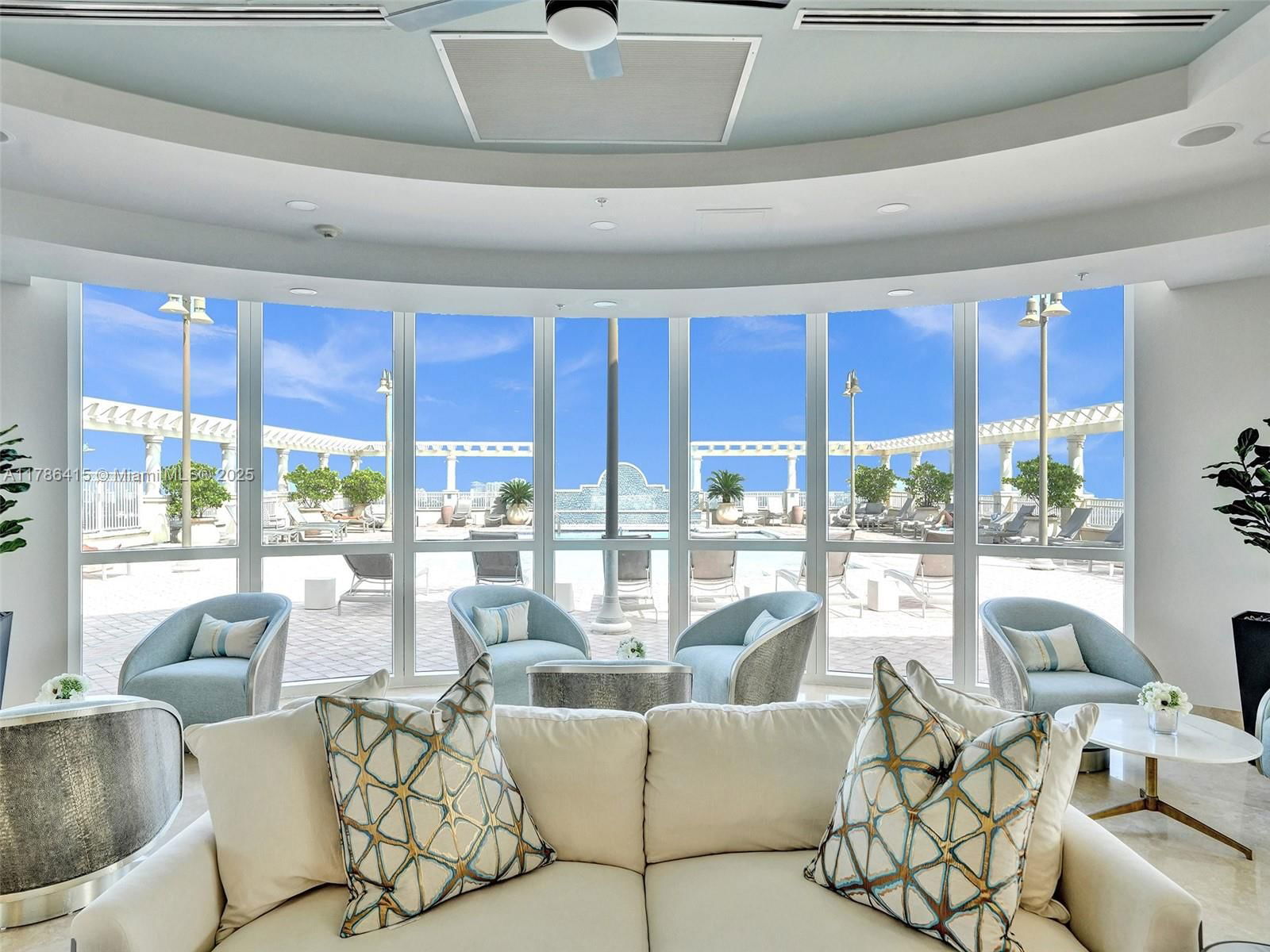 Real estate property located at 511 5th Ave #2109, Broward, Nuriver Landing Condo, Fort Lauderdale, FL