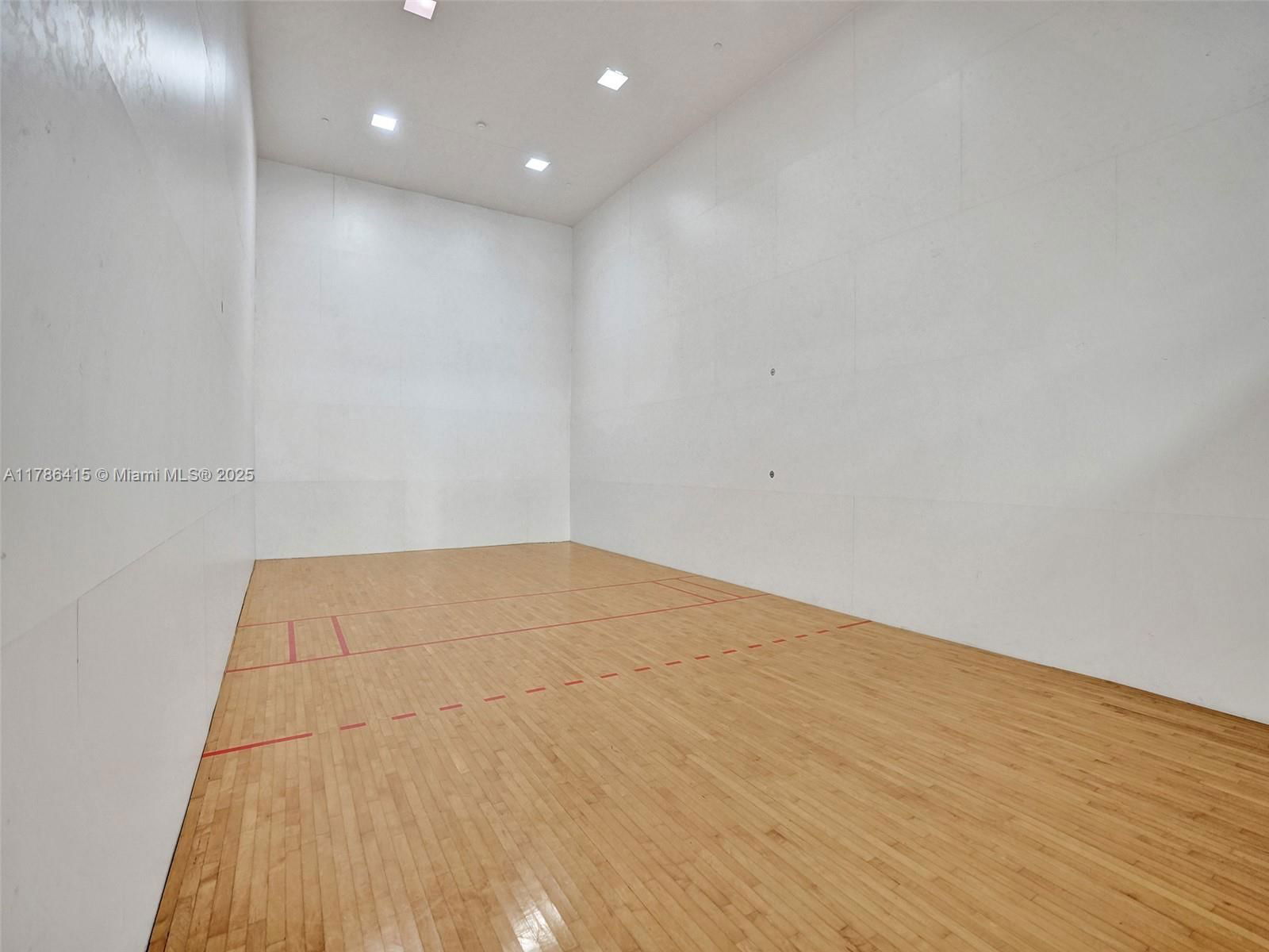 Real estate property located at 511 5th Ave #2109, Broward, Nuriver Landing Condo, Fort Lauderdale, FL